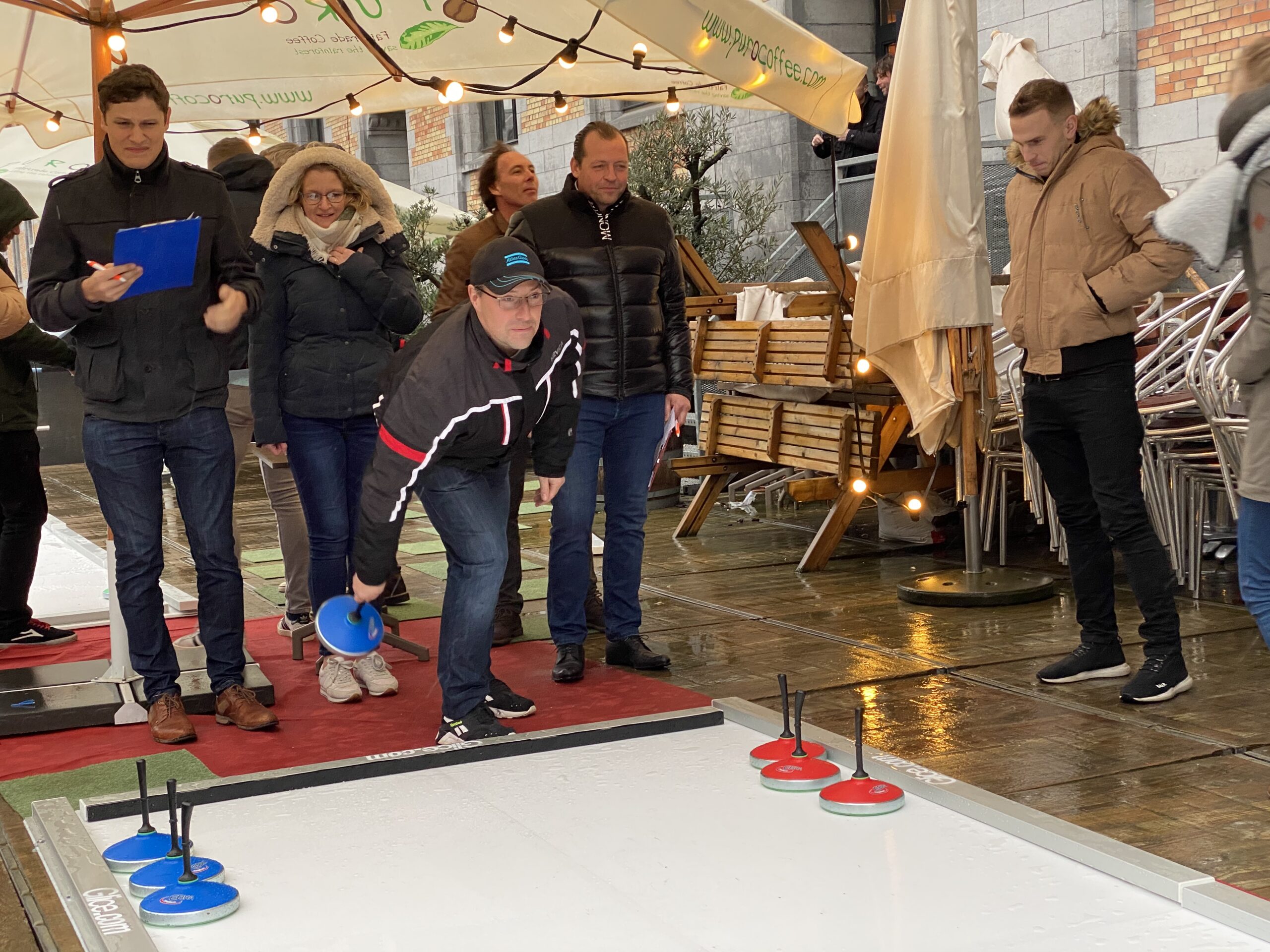 Curling op kerstmarkt