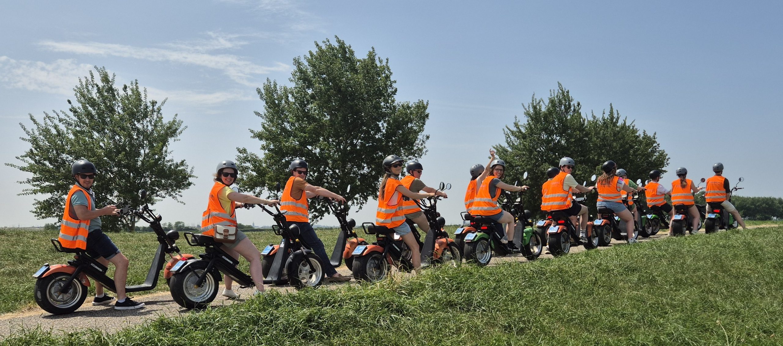 E-Chopper The Ride: powerful electric two-wheelers through polders and picturesque villages