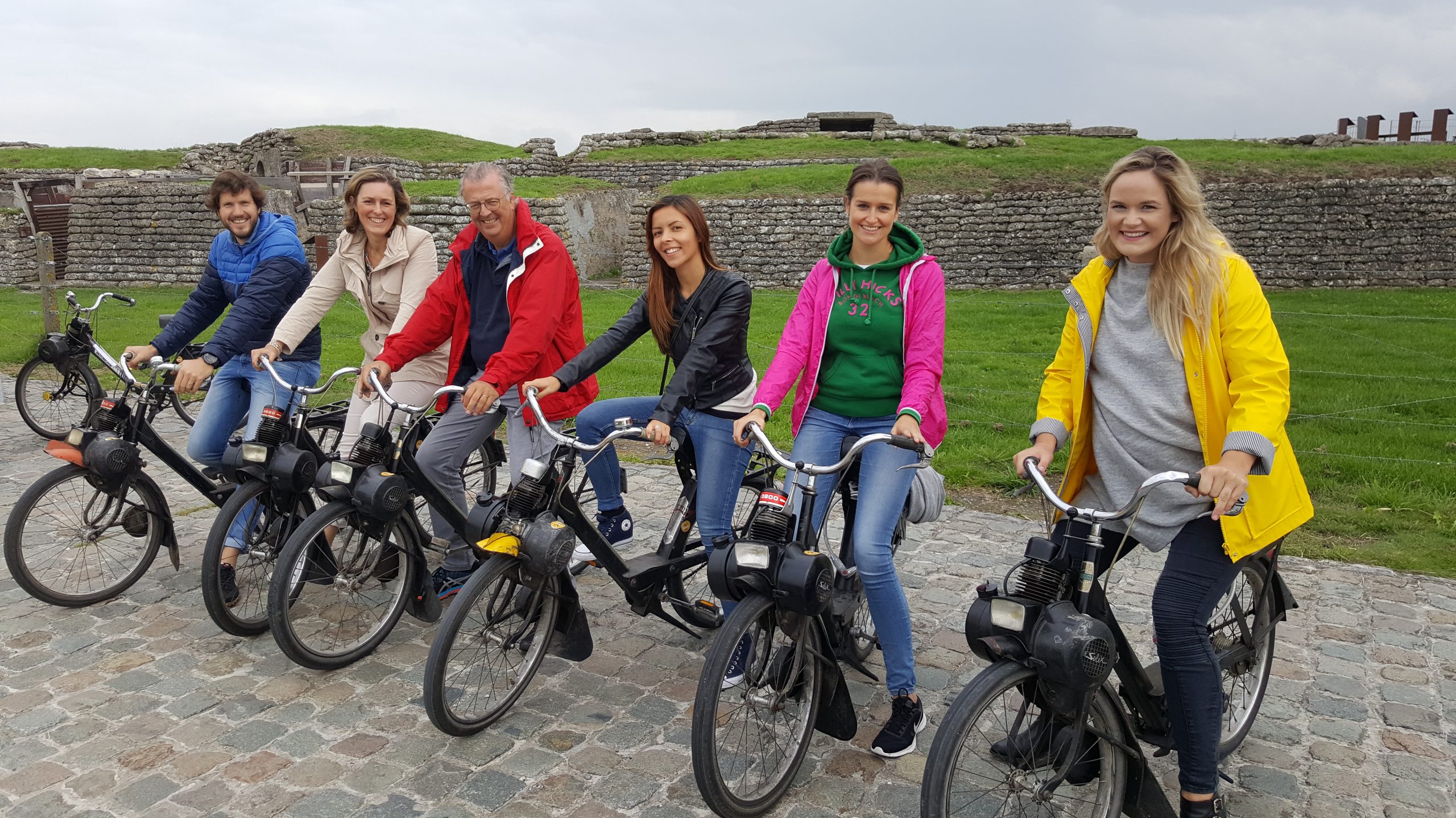 Solex or E-Chopper — vintage mopeds and modern electric two-wheelers in the Flemish region